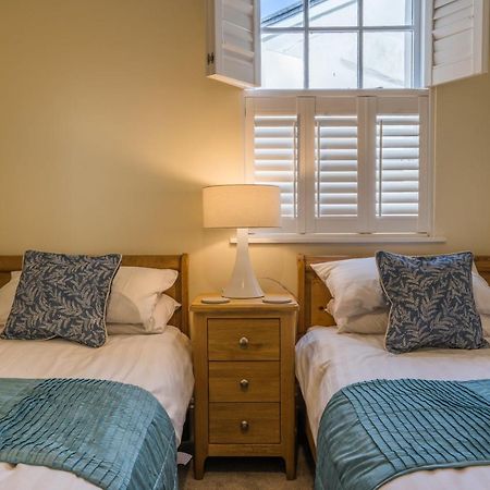 Trinity Mews Apartment ทอร์คิ ภายนอก รูปภาพ