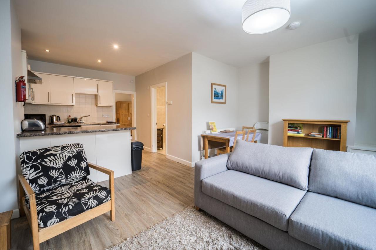 Trinity Mews Apartment ทอร์คิ ภายนอก รูปภาพ