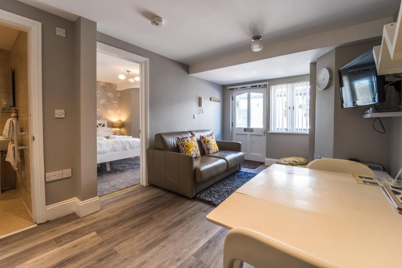 Trinity Mews Apartment ทอร์คิ ภายนอก รูปภาพ