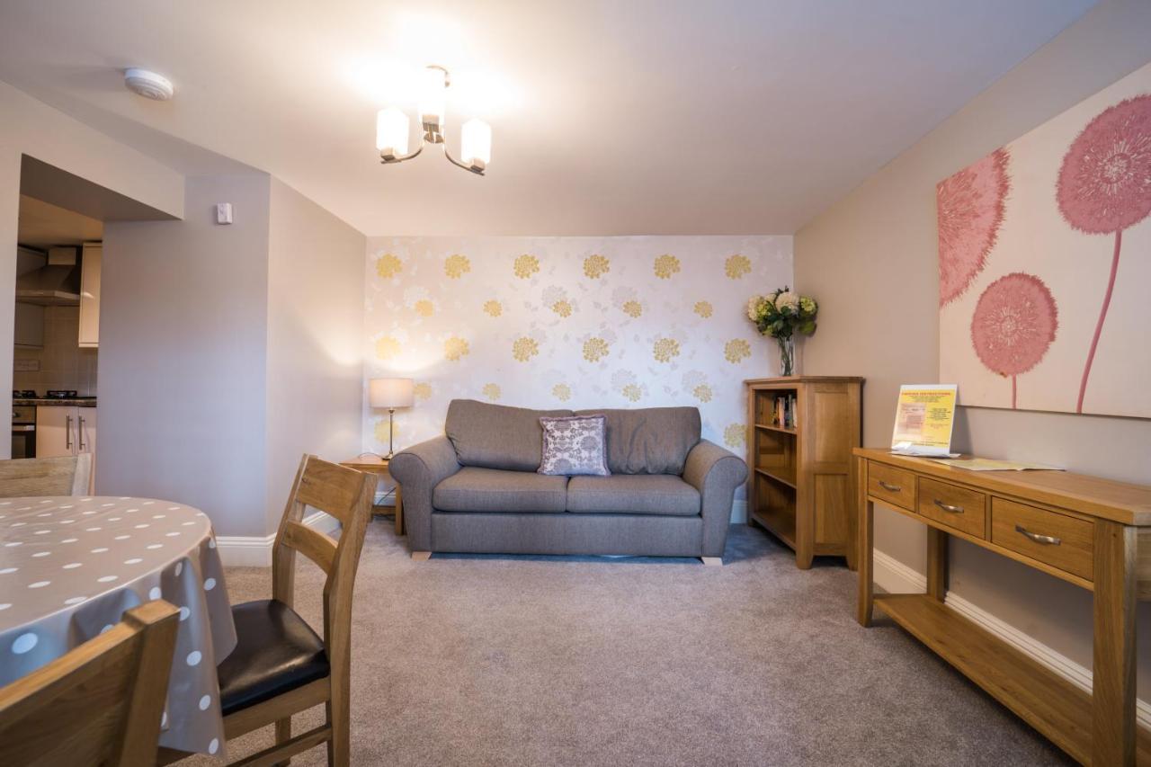 Trinity Mews Apartment ทอร์คิ ภายนอก รูปภาพ