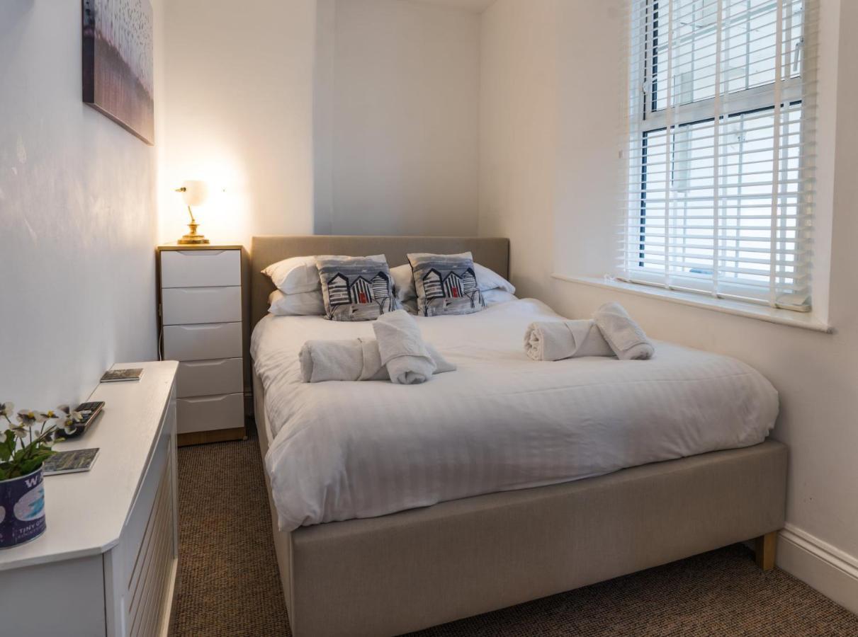 Trinity Mews Apartment ทอร์คิ ภายนอก รูปภาพ