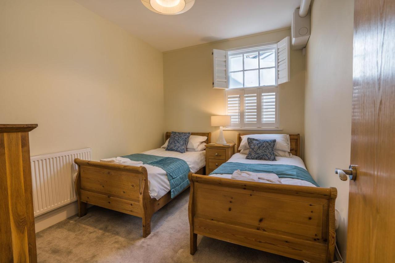 Trinity Mews Apartment ทอร์คิ ภายนอก รูปภาพ